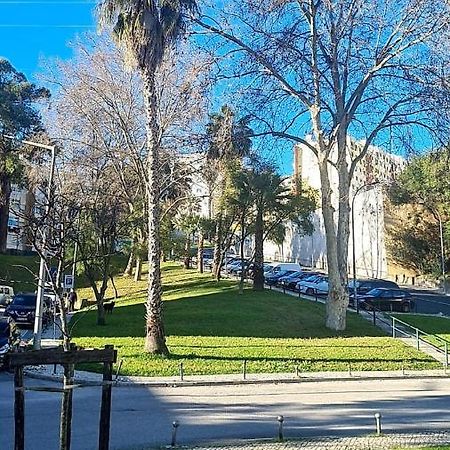 Lovely Room For Rent Odivelas  Εξωτερικό φωτογραφία