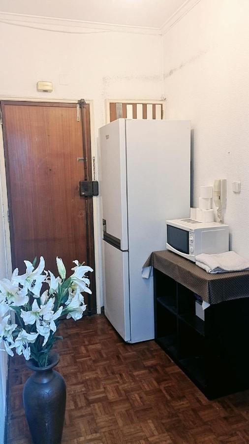 Lovely Room For Rent Odivelas  Εξωτερικό φωτογραφία